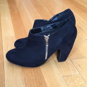 Black Bootie with Zipper Detail